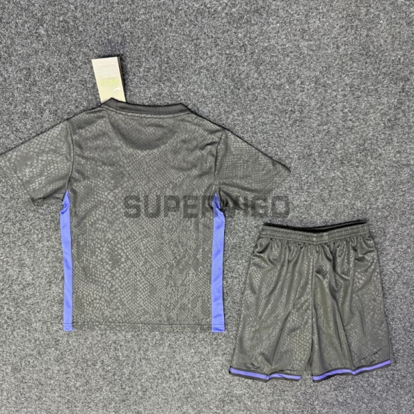 Camiseta Barcelona x Kobe Bryant Pre-Match 2025/2026 Negro/Morado Niño Kit