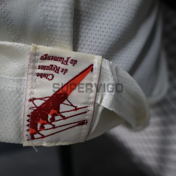 Camiseta Flamengo Tercera Equipación 2025/2026 Blanco Roto (EDICIÓN JUGADOR)