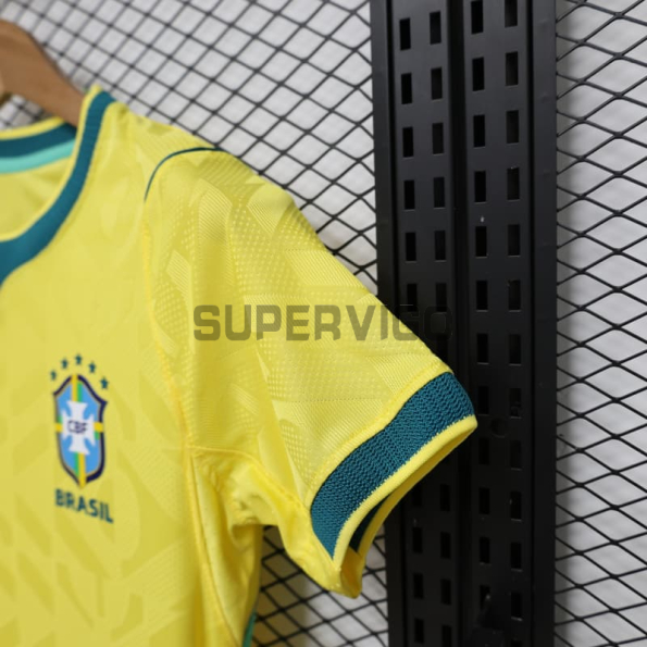 Camiseta Brasil Primera Equipación Mundial 2026 Amarillo Mujer (EDICIÓN JUGADOR)