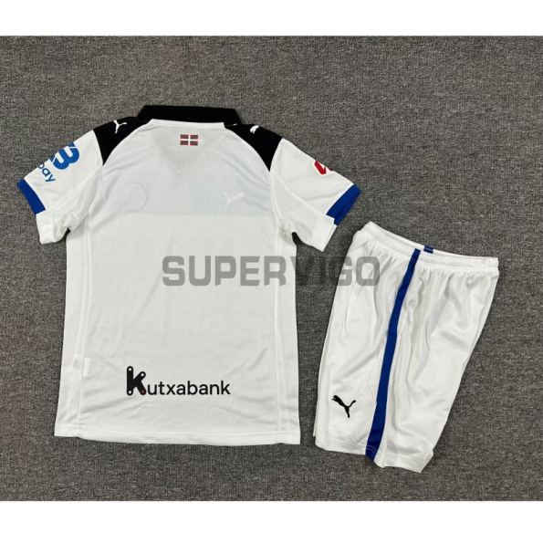 Camiseta Alavés Segunda Equipación 2025/2026 Blanco/Azul Niño Kit con Parche La Liga