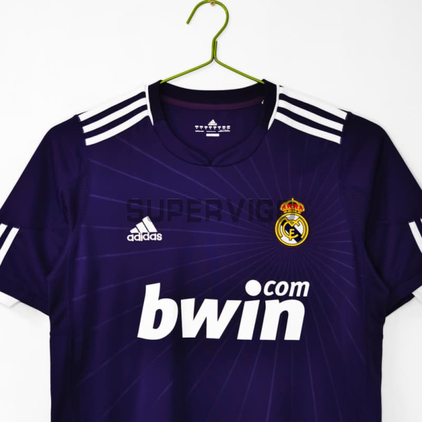 Camiseta Real Madrid Tercera Equipación Retro 2010/11 Morado