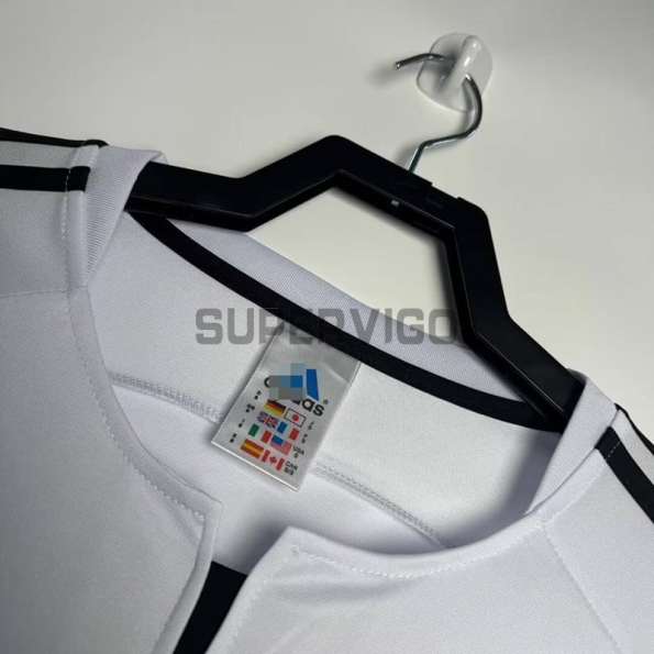 Camiseta Real Madrid Primera Equipación Retro 2003/04