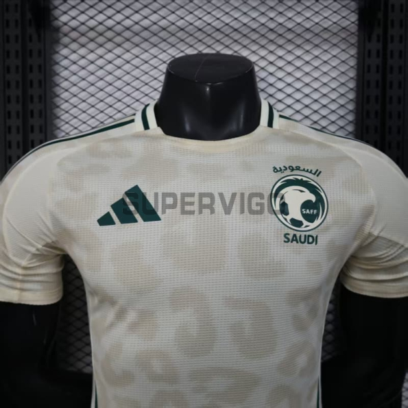 Camiseta Saudi Arabia 2026 Beige (EDICIÓN JUGADOR)