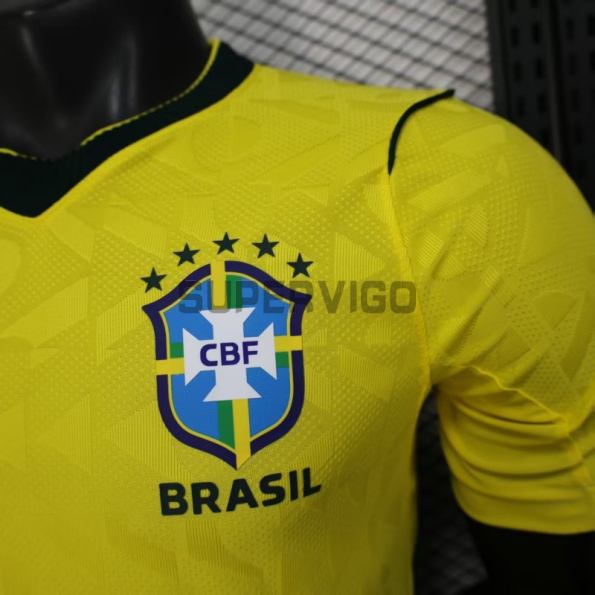Camiseta Brasil Primera Equipación Mundial 2026 Amarillo (EDICIÓN JUGADOR)