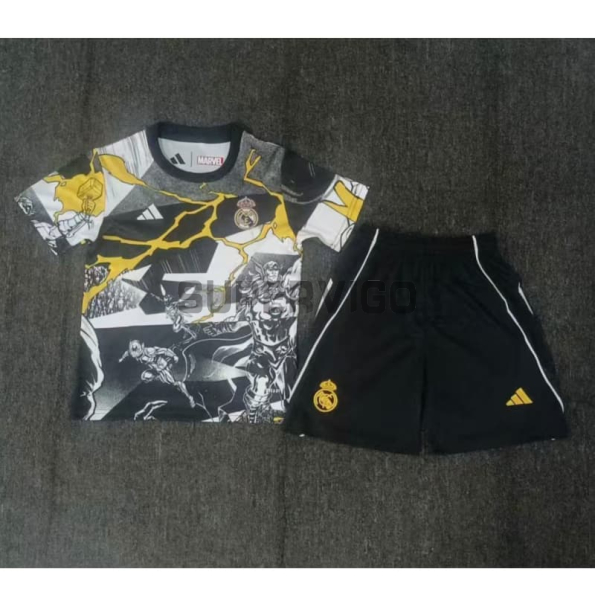 Camiseta Real Madrid x Marvel 2025/2026 Edición Especial Niño Kit