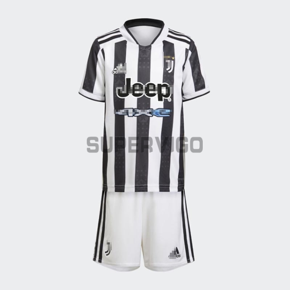 Juventus Kid's Soccer Jersey Home Kit 2021/2022