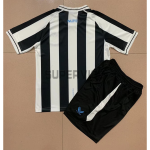 Camiseta Newcastle United Primera Equipación 2022/2023 Niño Kit