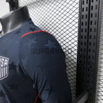 Camiseta EE.UU Segunda Equipación Mundial 2026 ML Negro Obsidiana (EDICIÓN JUGADOR)