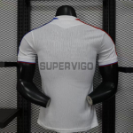 Camiseta Crystal Palace FC Segunda Equipación 2025/2026 Blanco/Azul/Rojo (EDICIÓN JUGADOR)