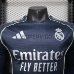 Camiseta Real Madrid Segunda Equipación 2025/2026 ML Azul Marino (EDICIÓN JUGADOR)