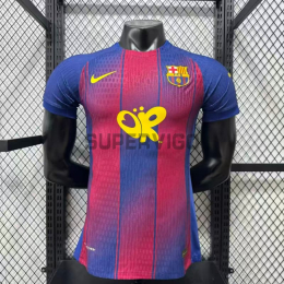 Camiseta Barcelona x Olivia Rodrigo 2025/2026 Azul/Rojo (EDICIÓN JUGADOR)