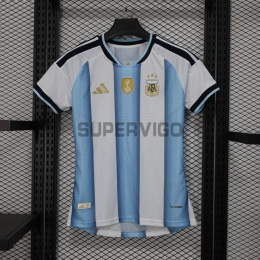 Camiseta Argentina Primera Equipación Mundial 2026 Azul/Blanco Mujer con FIFA2022 (EDICIÓN JUGADOR)